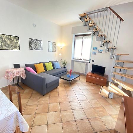 La Discografica, Graziosa Ed Elegante Per Gruppi E Famiglie, Con Parcheggio Gratuito Esterno Trezzano Rosa Exteriér fotografie